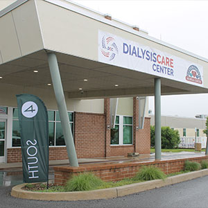 Fulton county medical deals center emergency room